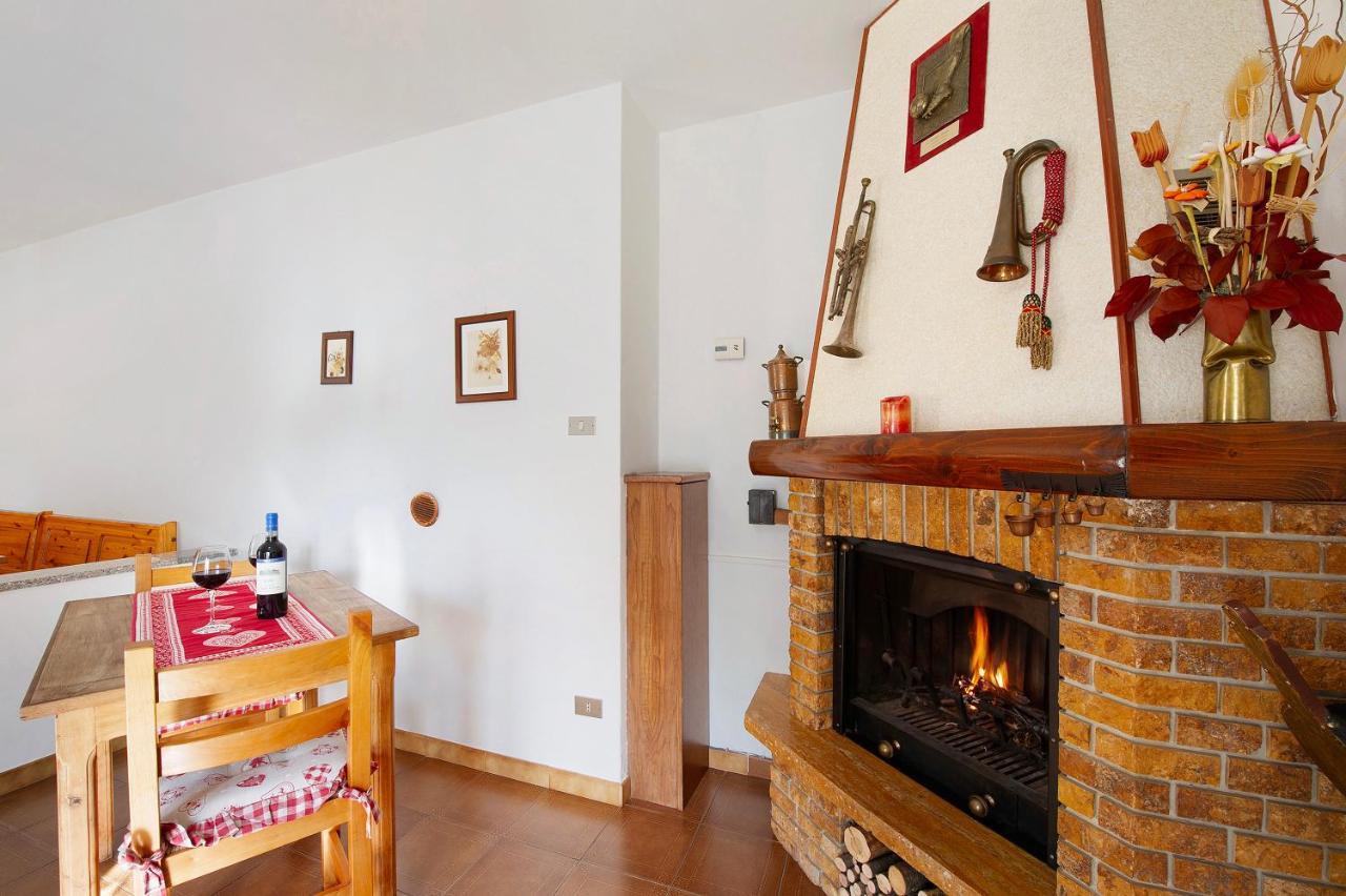 Maison Lorent Champdepraz Exterior photo